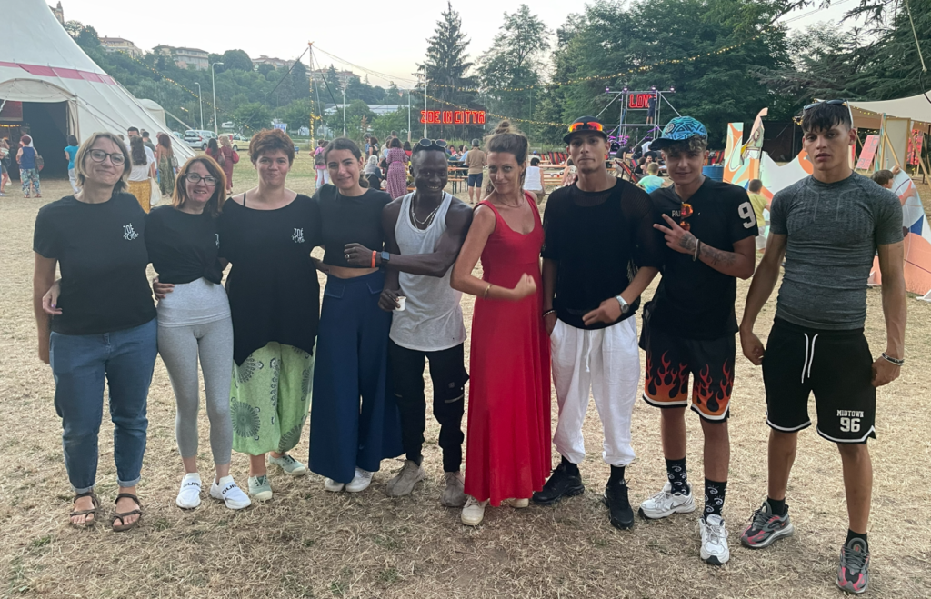 Zoe in città giovani integrazione cittadinanza buone notizie comunità buon umore strumento politico